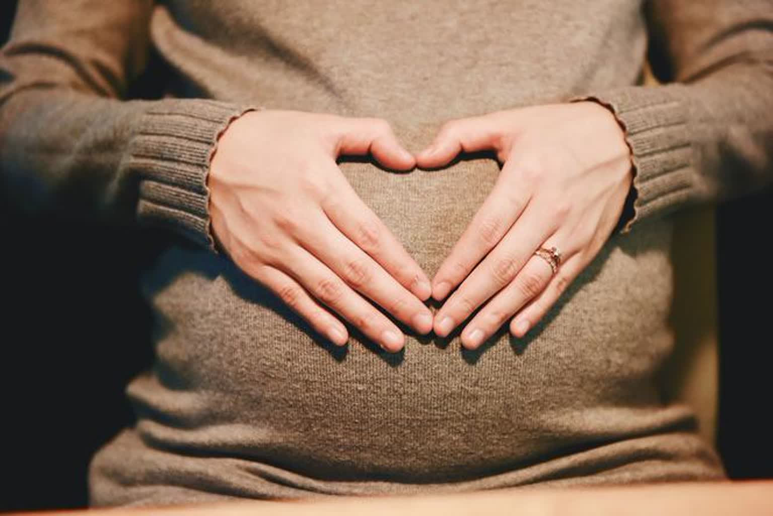Mama însărcinată la volan – centurile de siguranță salvează viața femeilor însărcinate – Bolsky Radio Laplin