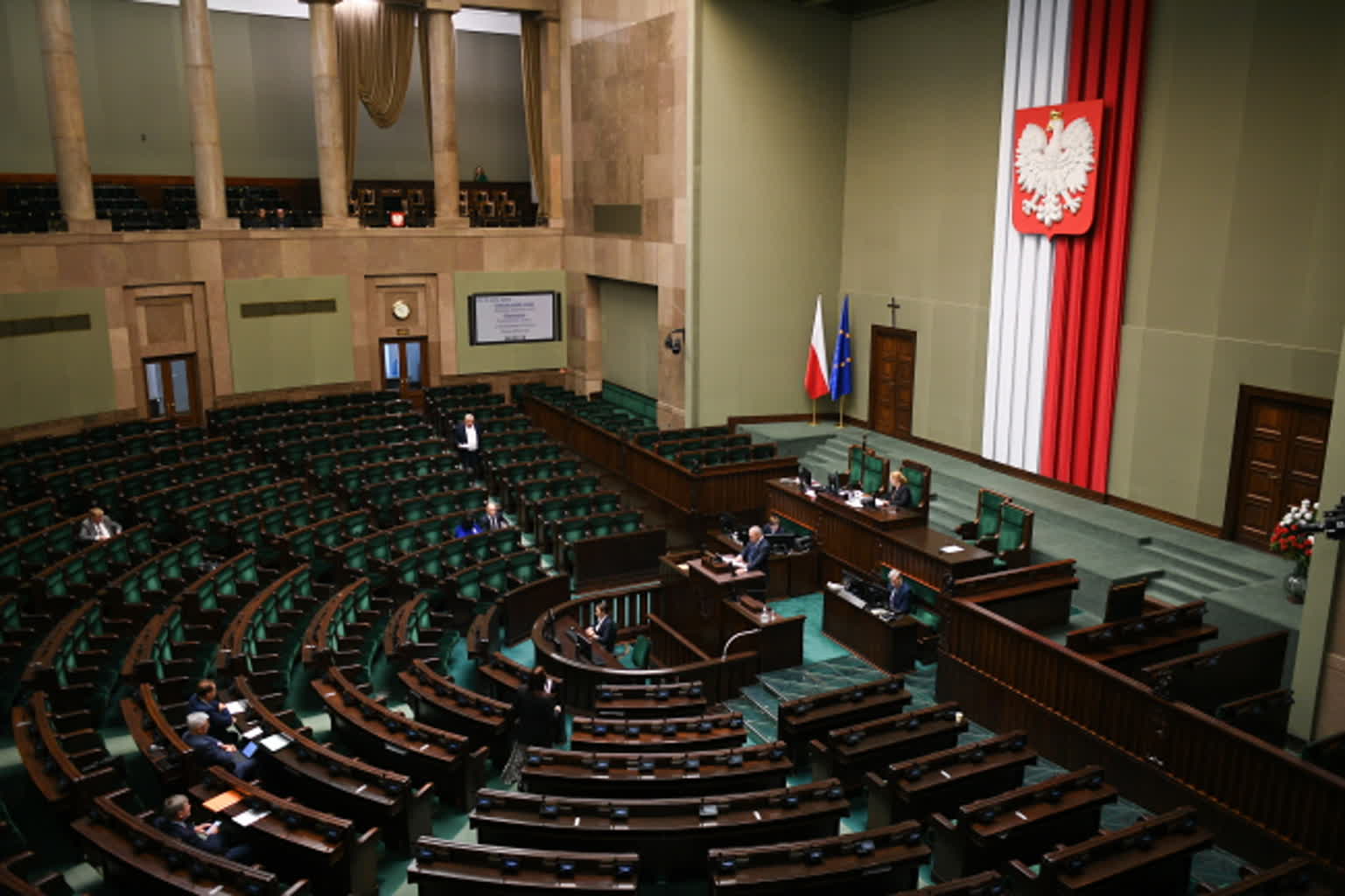 Posłowie Pis Złożyli W Sejmie Projekt Ustawy Wydłużający Kadencję Samorządów 5450