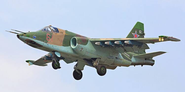 1024px sukhoi su 25 of the russian air force landing at vladivostok 8683076150 2023 01 12 113743