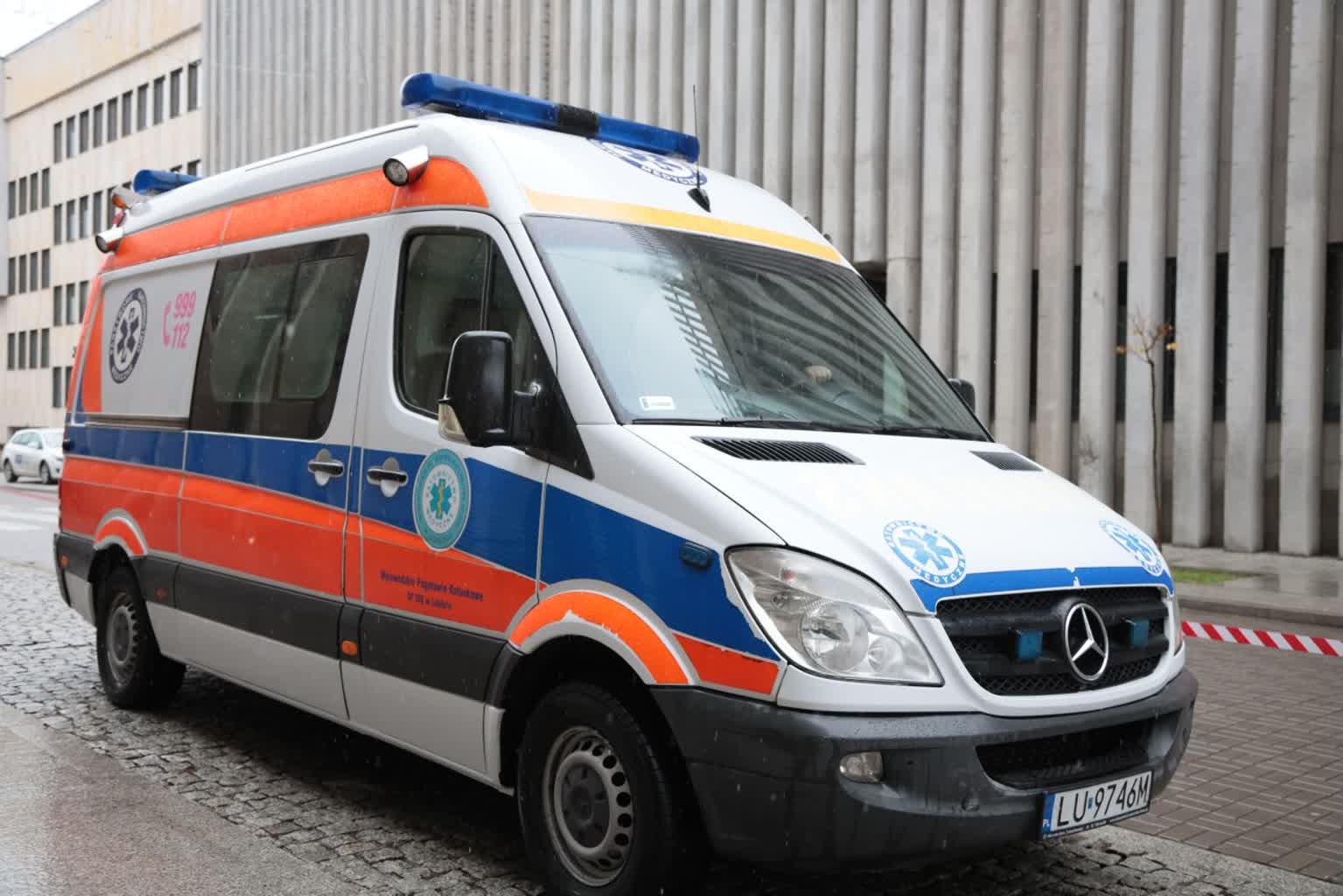 Lubelskie: prawie pół miliarda złotych wsparcia dla Ukrainy 2 ambulans.jpg