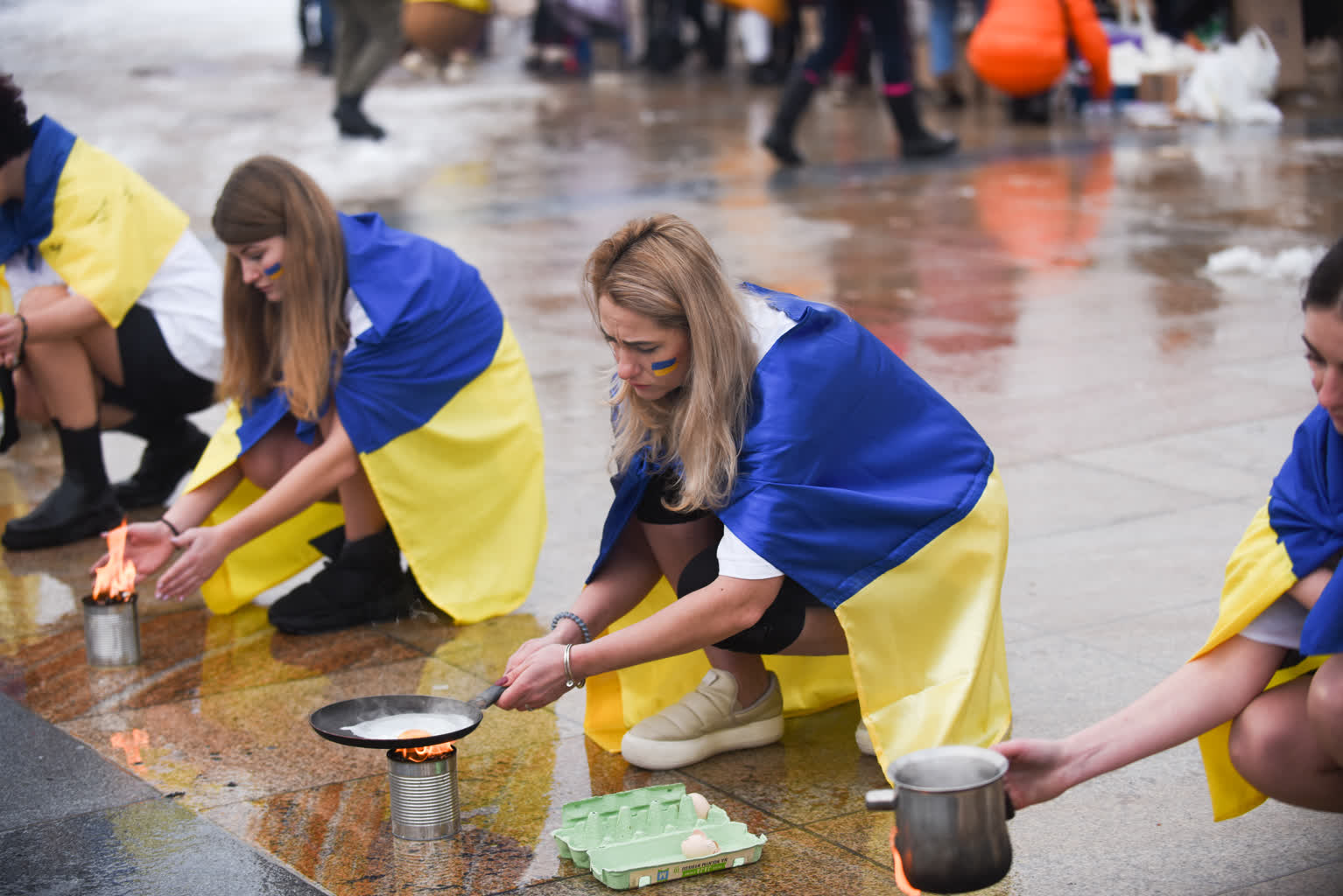 Świece okopowe na pomoc walczącym Ukraińcom. Robią je w Lublinie 3 okopowe1.jpg
