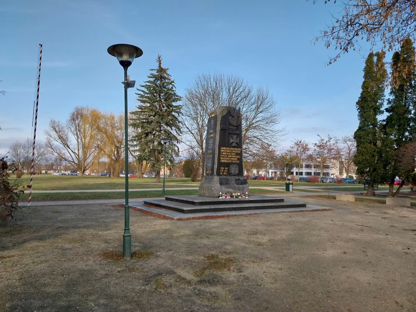 Spór o skwer w Zamościu. Będą dwie nazwy? 2 332930127_995640974748305_3797822283951466924_n.jpg