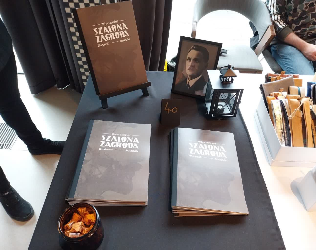 Proza Grabińskiego zaadaptowana na komiks. Jak powstawała „Szalona zagroda”? 2 14.jpg