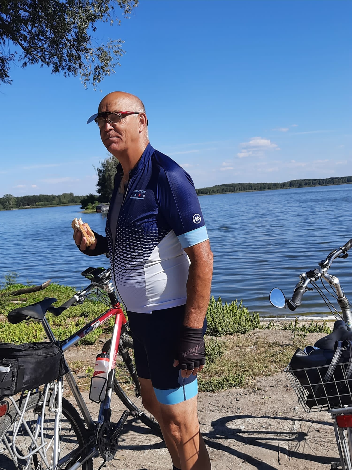 27.03.2023 Małgorzata Sawicka "Piękny Wschód" 2 1 Włodzimierz Oberda organizator maratonu.jpg