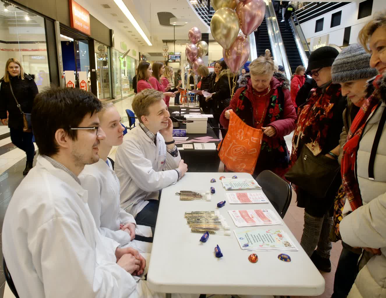 Dbajmy o siebie na co dzień. Akcja „Być kobietą, być kobietą…" w Lublinie 2 4BA59B39-BB04-4F9B-BB7C-45CD93466753.jpeg