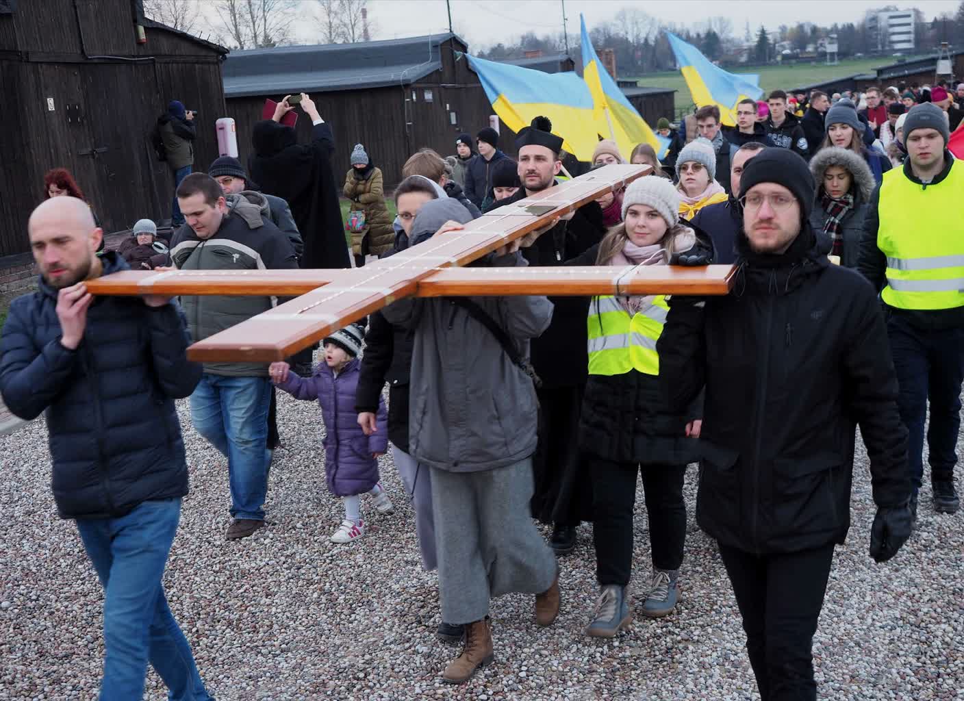 "Ja rzekłem: bogami jesteście". Dziś Droga Krzyżowa na Majdanku 2 krzyżowa 2.jpg
