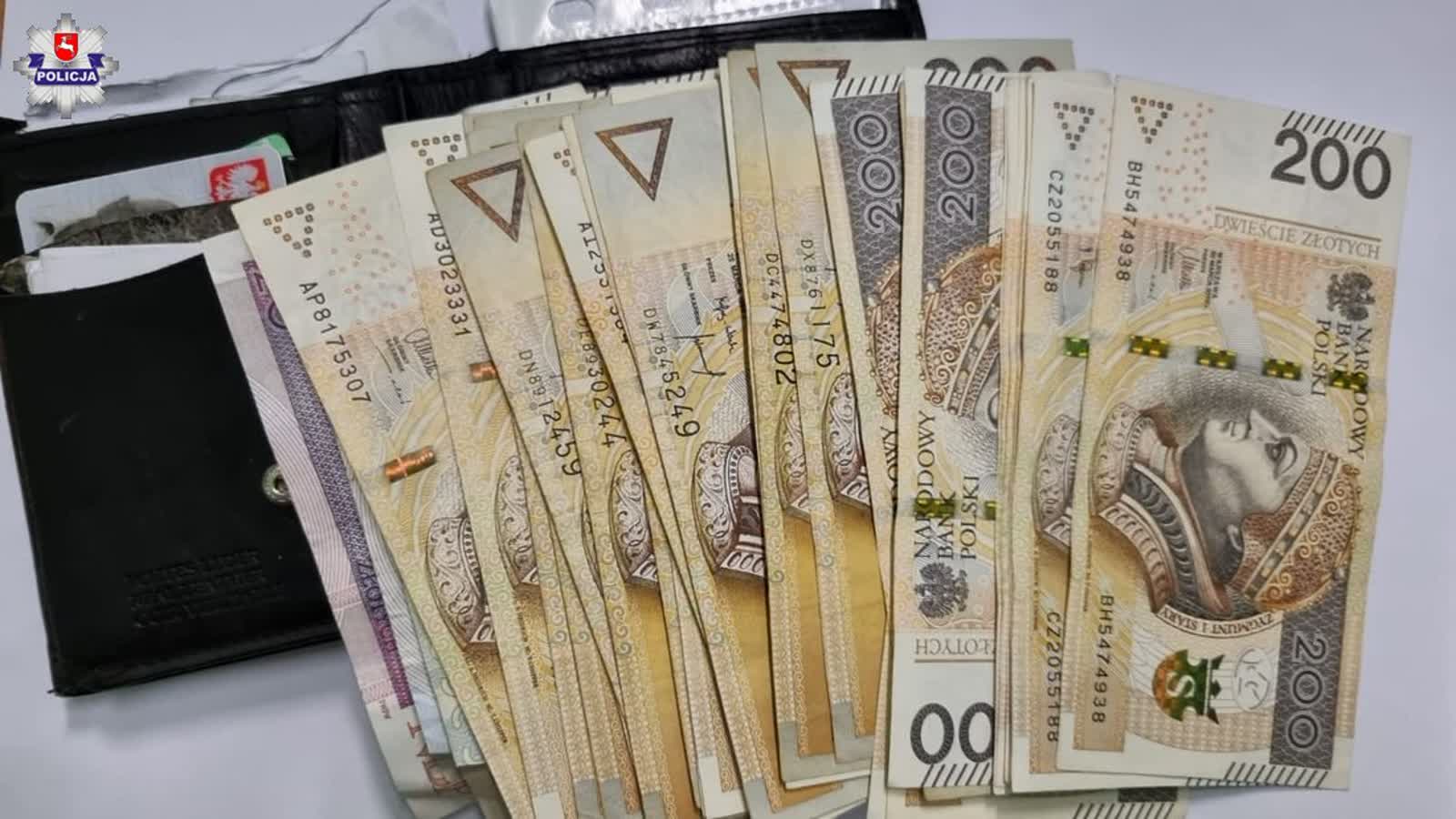 16-latek zaatakował i okradł starszego mężczyznę. Interweniowało małżeństwo funkcjonariuszy 2 68-218639.jpg