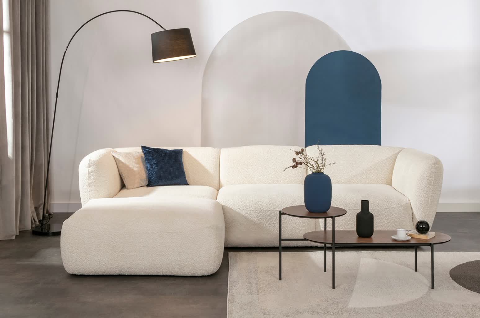 Dekometria podbija wnętrza – sprawdź, jak wykorzystać ją w aranżacjach 2 aranzacjaautorstwaprojektantowzsalonowagata-produktyzezdjeciakupiszwsklepiemeblowymonline.jpg