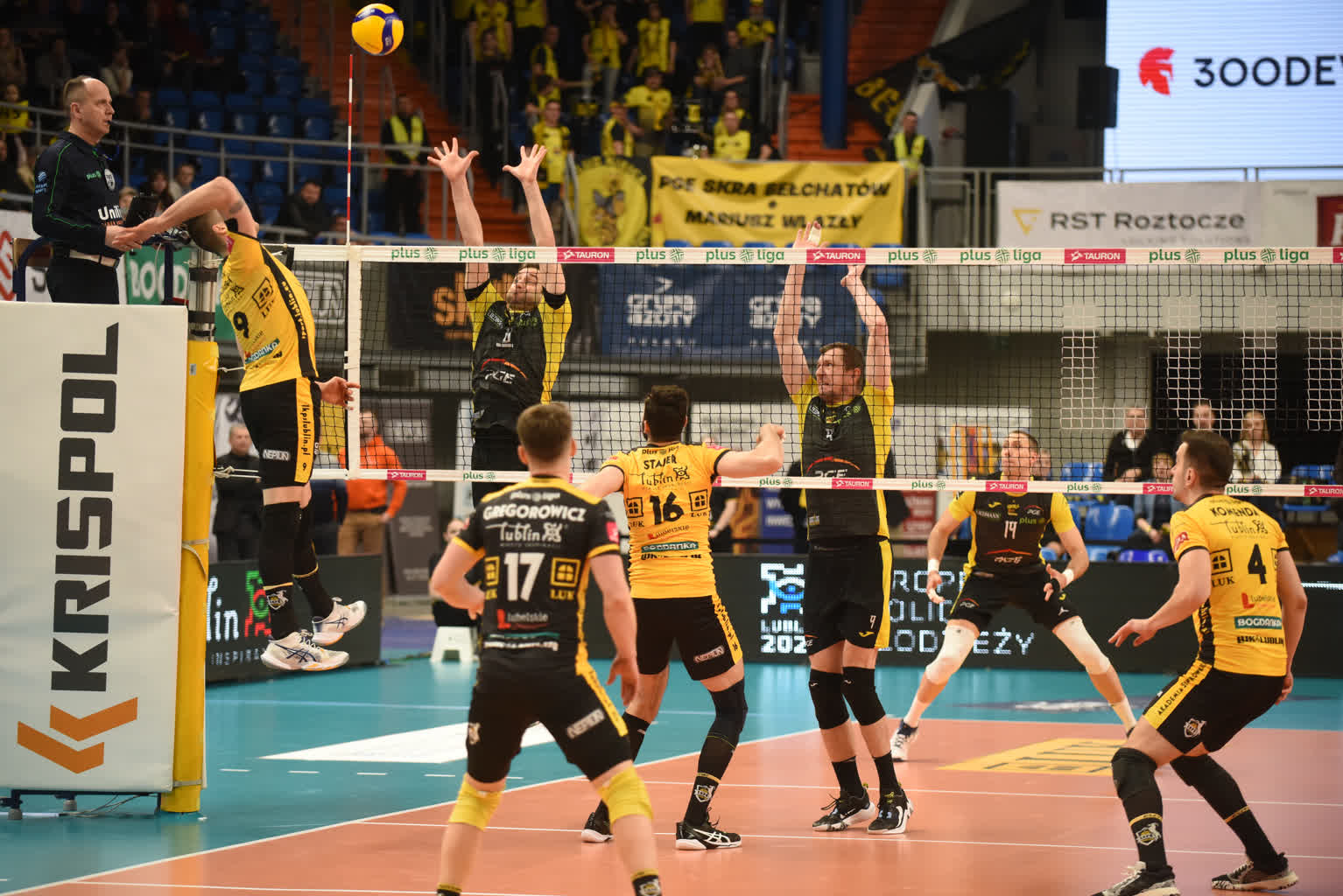 Lubelscy siatkarze pokonali Skrę Bełchatów 2 dsc_8069-2023-04-04-073344.jpg