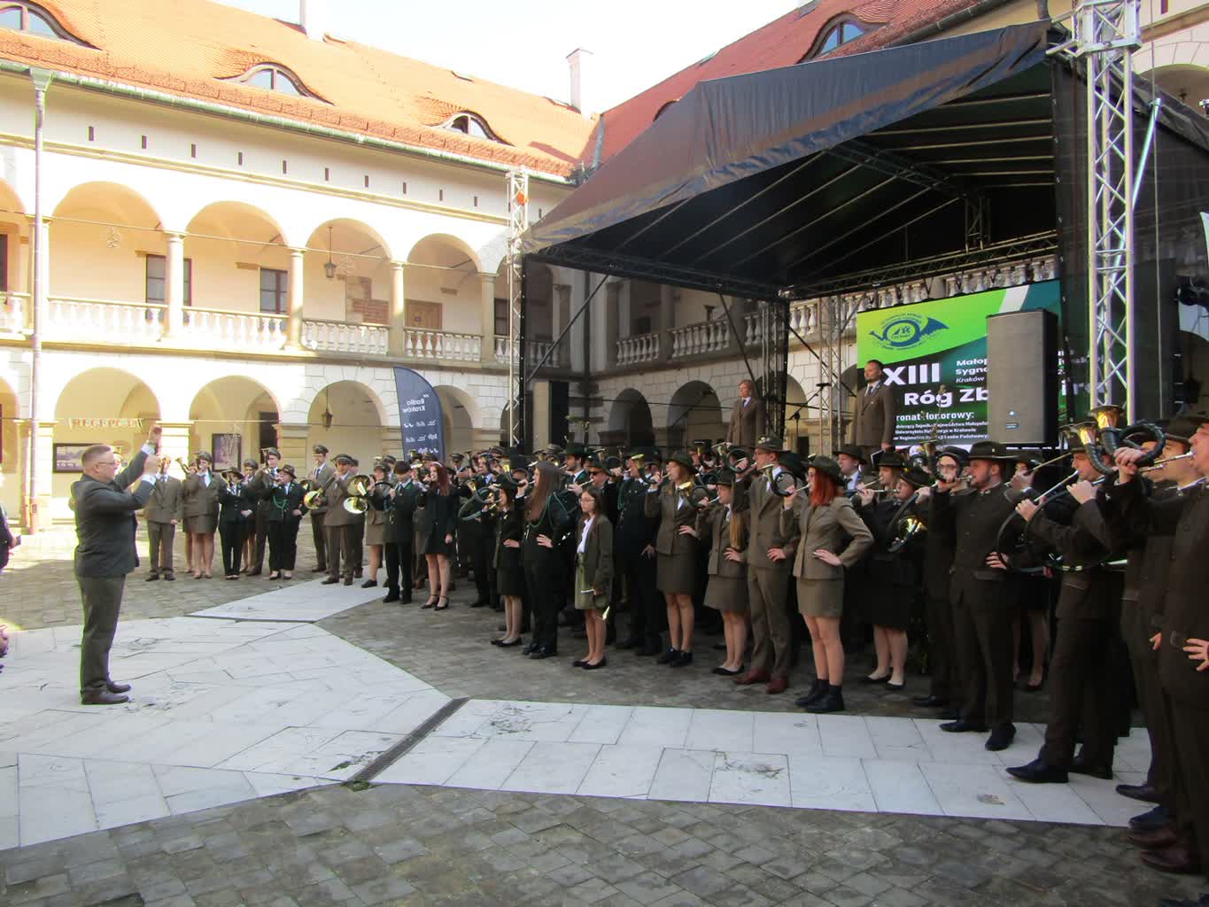 Kultywują tradycję sygnalistyki myśliwskiej. Zespół "Orion" na podium konkursu „O Róg Zbramira” 2 IMG_2281.jpg