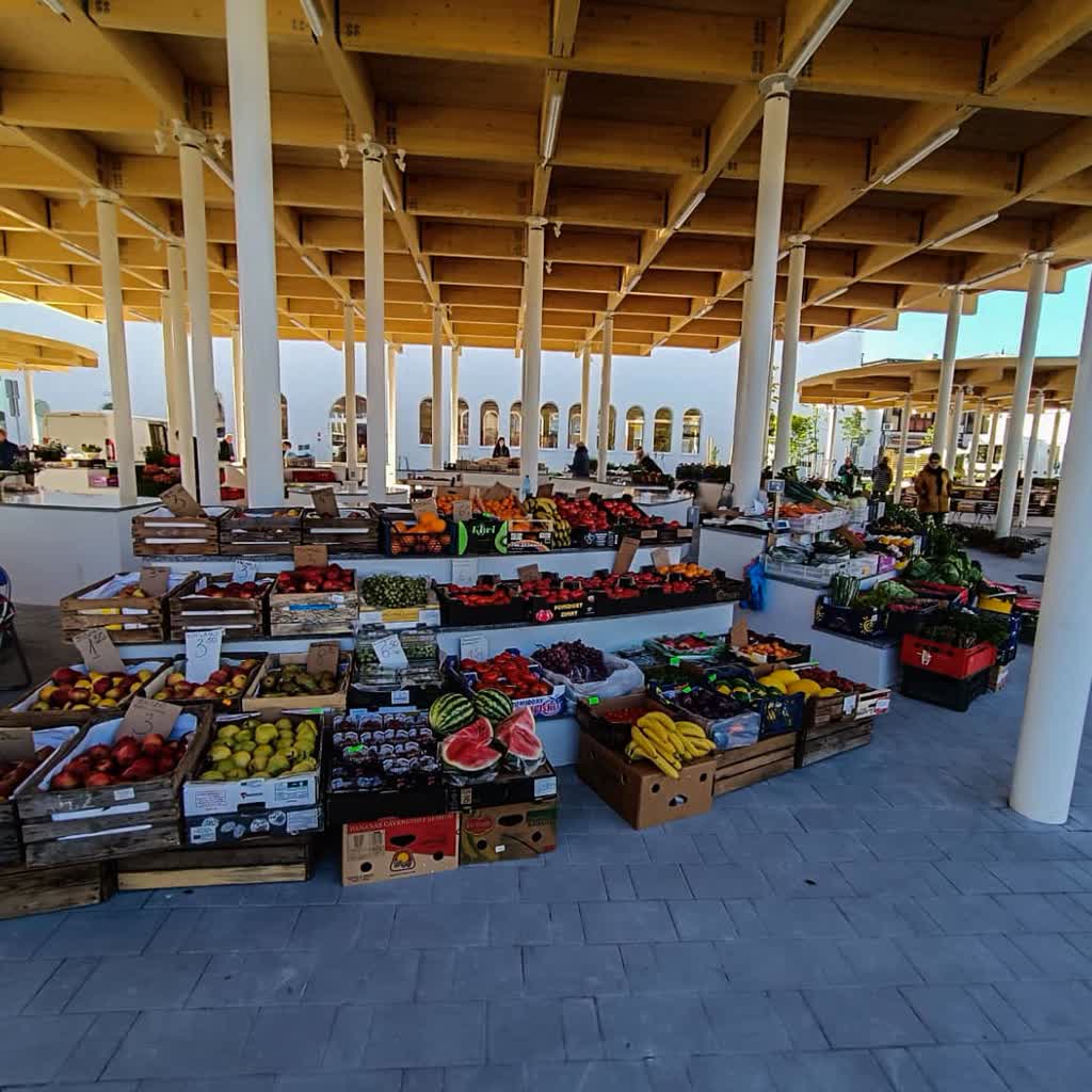 Babski rynek już działa. Targowisko nie tylko dla kupców 2 342730975_1183617732301773_8656460207034993637_n.jpg