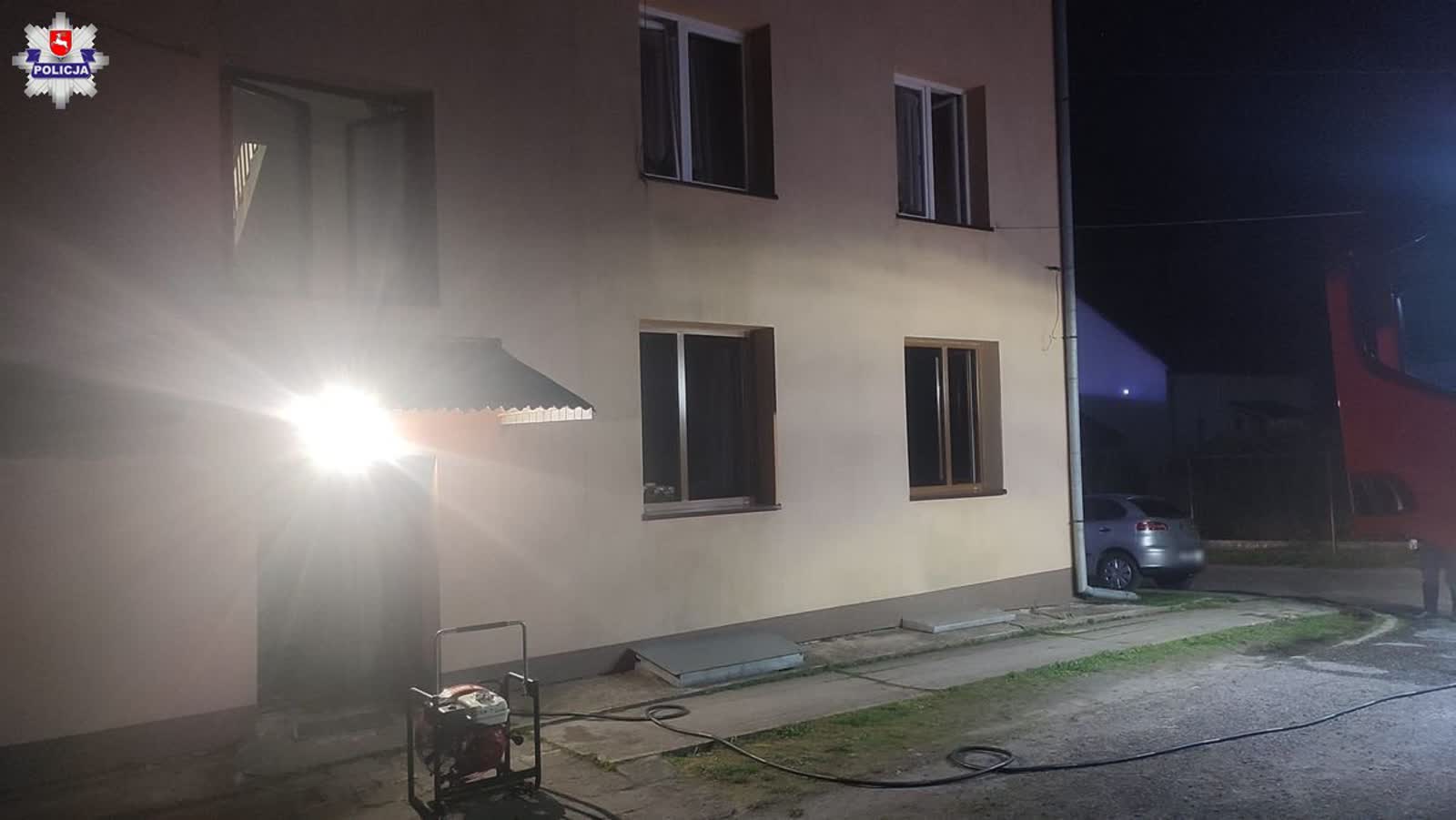 Ogień pojawił się w nocy. Tragiczny pożar budynku wielorodzinnego 2 68-220086.jpg