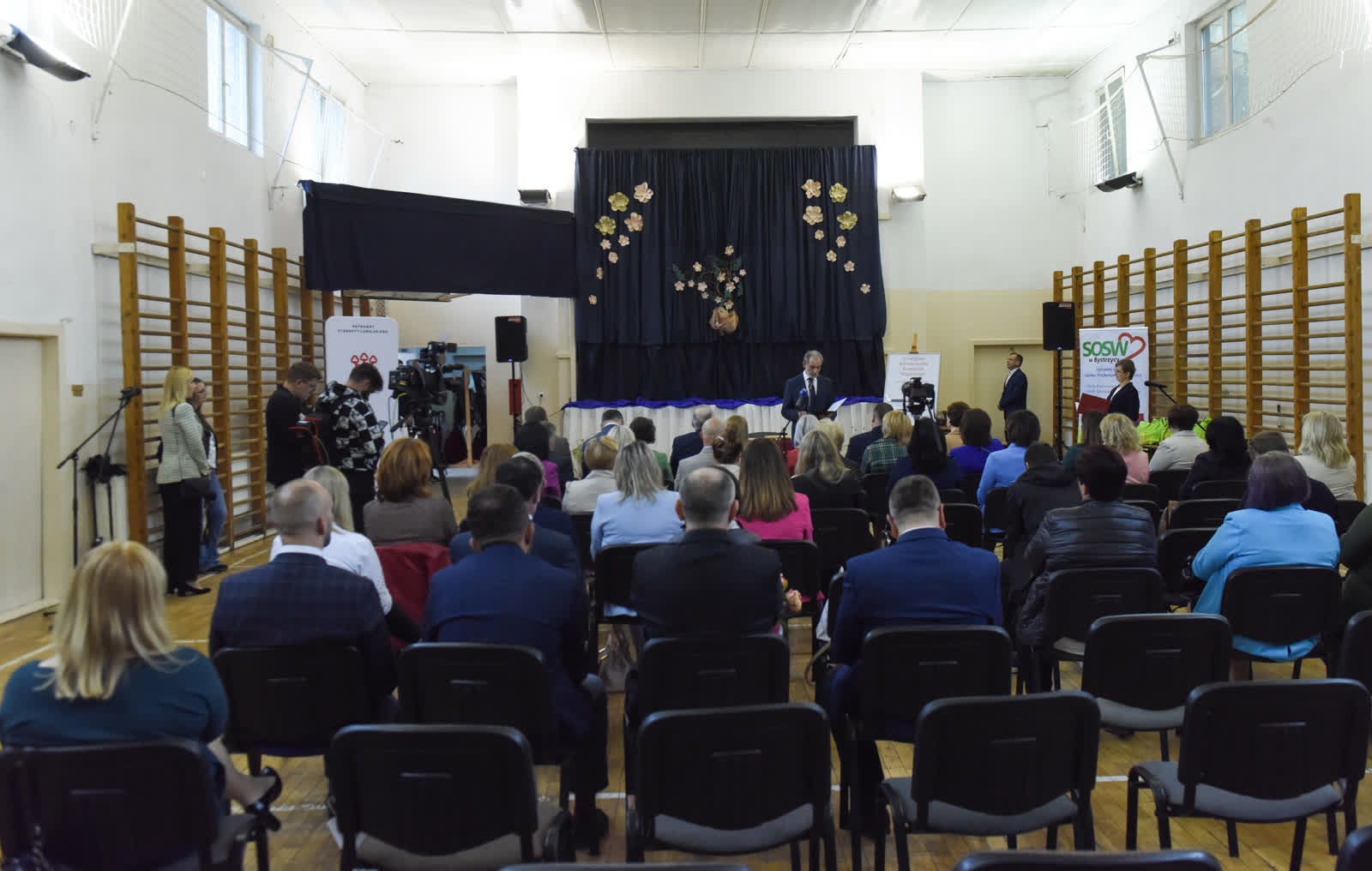 Nowy budynek Specjalnego Ośrodka Szkolno-Wychowawczego w Bystrzycy. Wmurowano kamień węgielny 2 DSC_1224.JPG