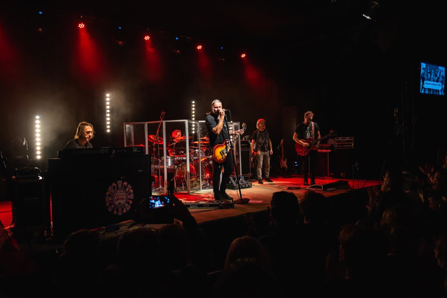 Nie żyje Tomasz Kwiatkowski, perkusista zespołu Cree 2 2020_02_28_cree_033.jpg