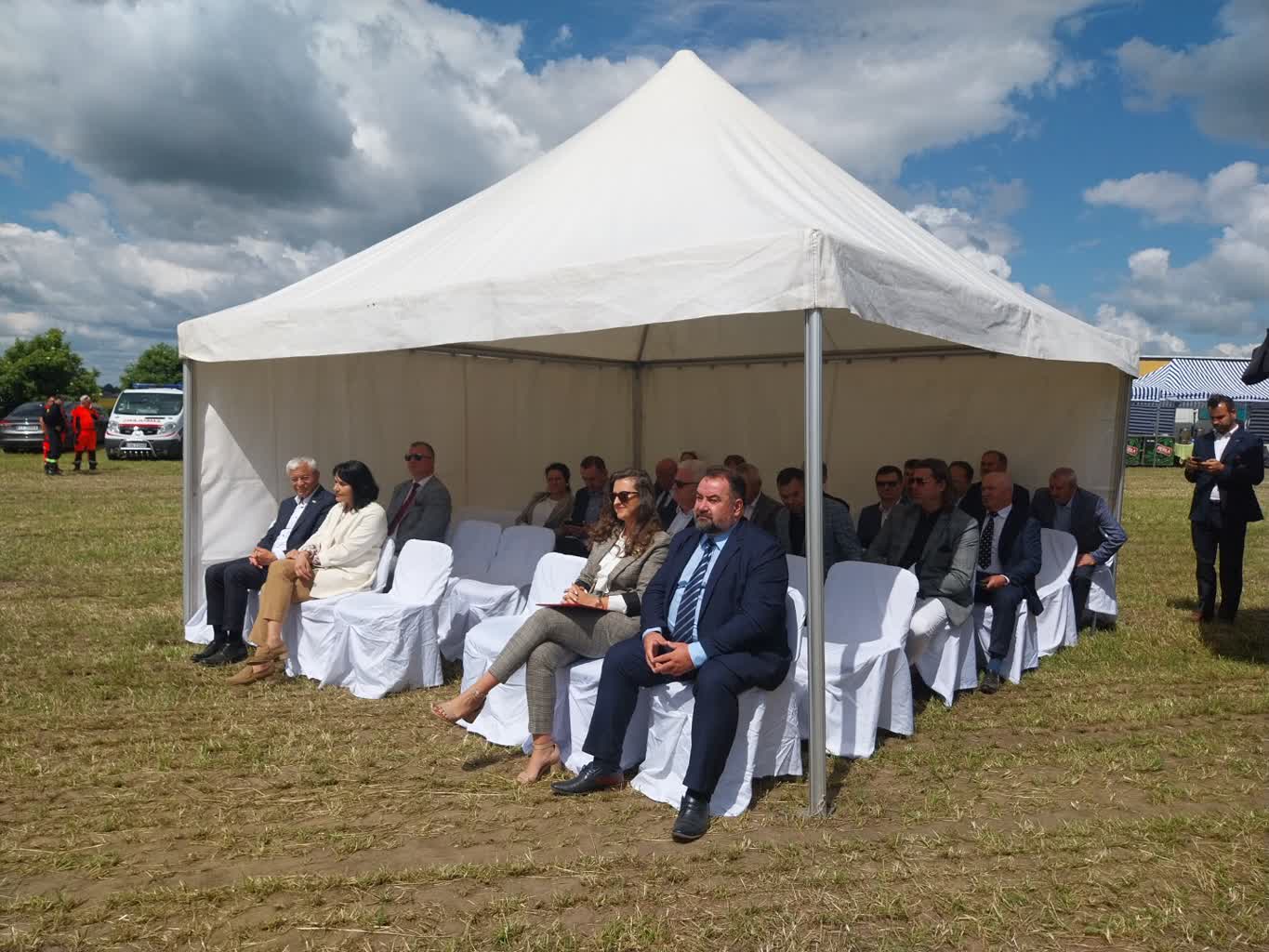 Dni Pola w Ulhówku. Plantatorzy buraka z optymizmem patrzą w przyszłość 2 20230628_102834.jpg