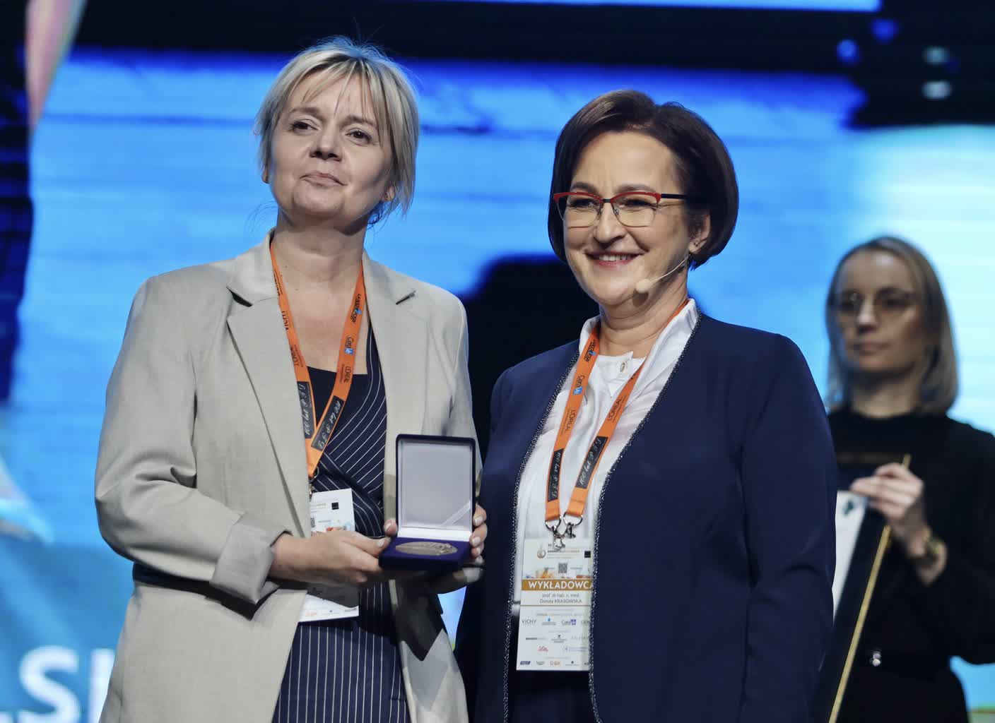 Interdyscyplinarność i leki biologiczne. Prof. Joanna Bartosińska o zmianach w dermatologii 3 28ECC40D-3BF3-4144-804E-4D65F6362B95.jpeg