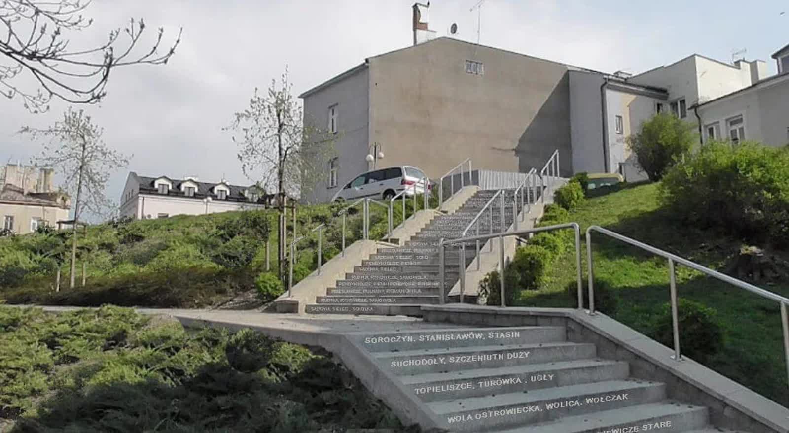 Prezydent Chełma będzie wnioskował o utworzenie Skweru Pamięci Ofiar Rzezi Wołyńskiej 2 355484008_656928116252020_4631520291749294556_n.jpg