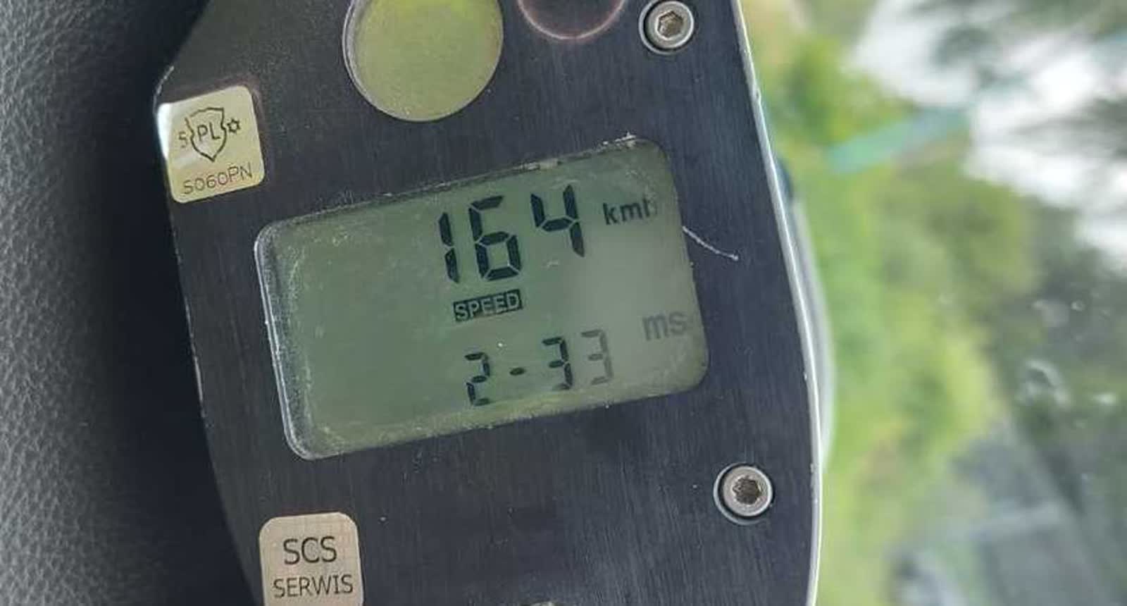 Chciał się pochwalić nowym autem, teraz za to zapłaci 2 360-222320.jpg