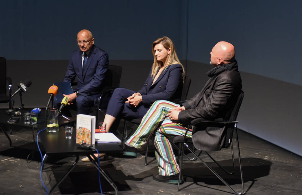 dsc 3502 2023 06 19 193542