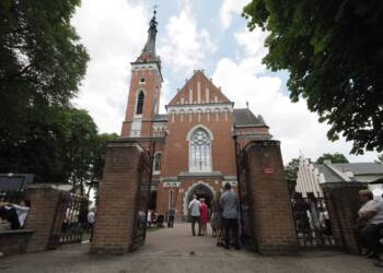 e6b213ab fdeb 4709 893e 004759529087 2023 06 25 203940