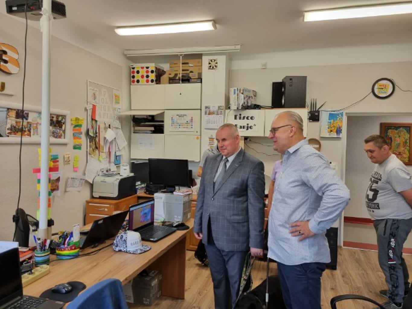 Wiceminister Wdówik: Ponad 700 warsztatów terapii zajęciowej działa w całym kraju 2 FznplNCXgAMxpBL.jpg