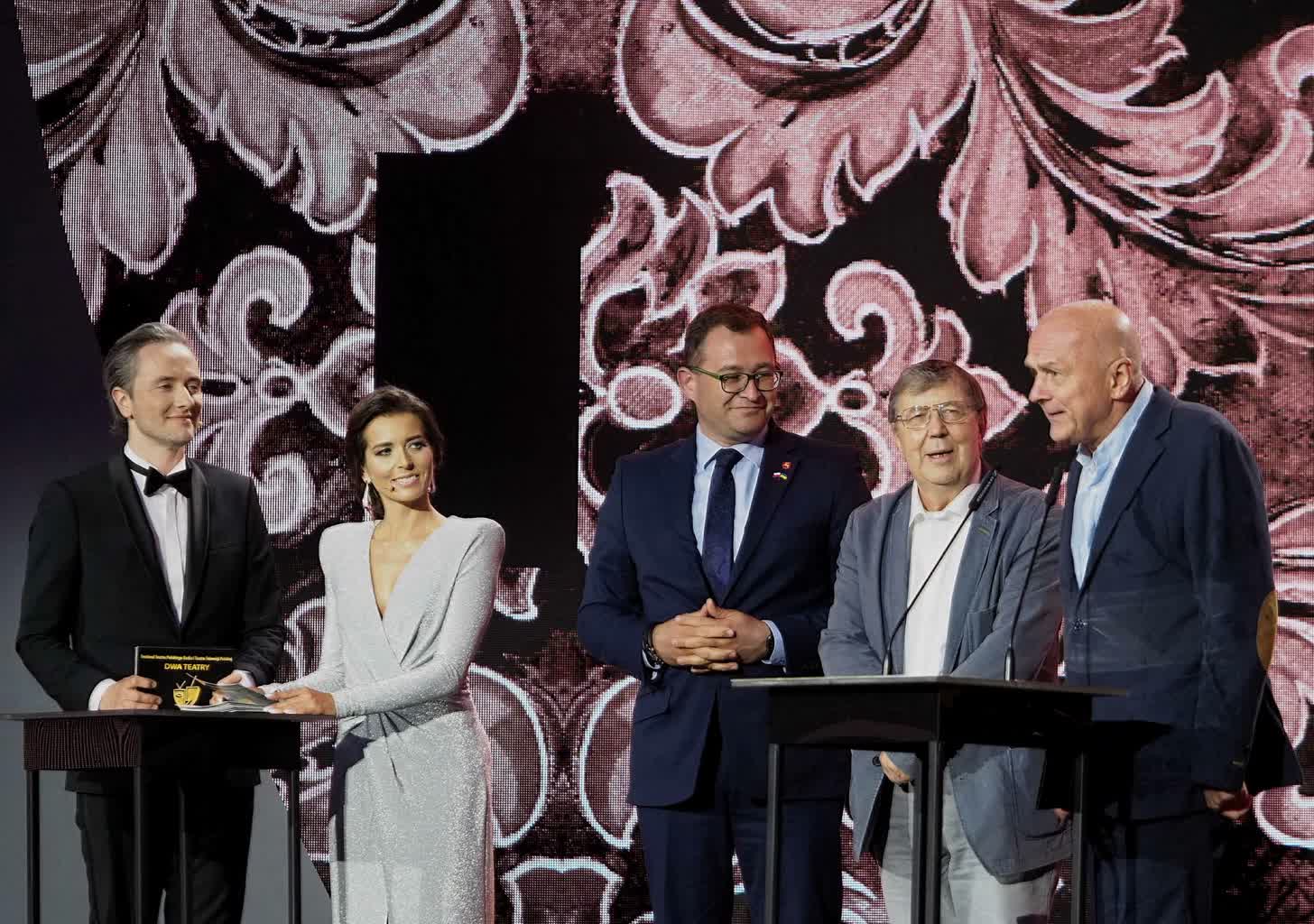 Festiwalowa rywalizacja w Zamościu. Ruszają "Dwa Teatry" 2 img_20220613_220952-2022-06-13-224347-scaled.jpg