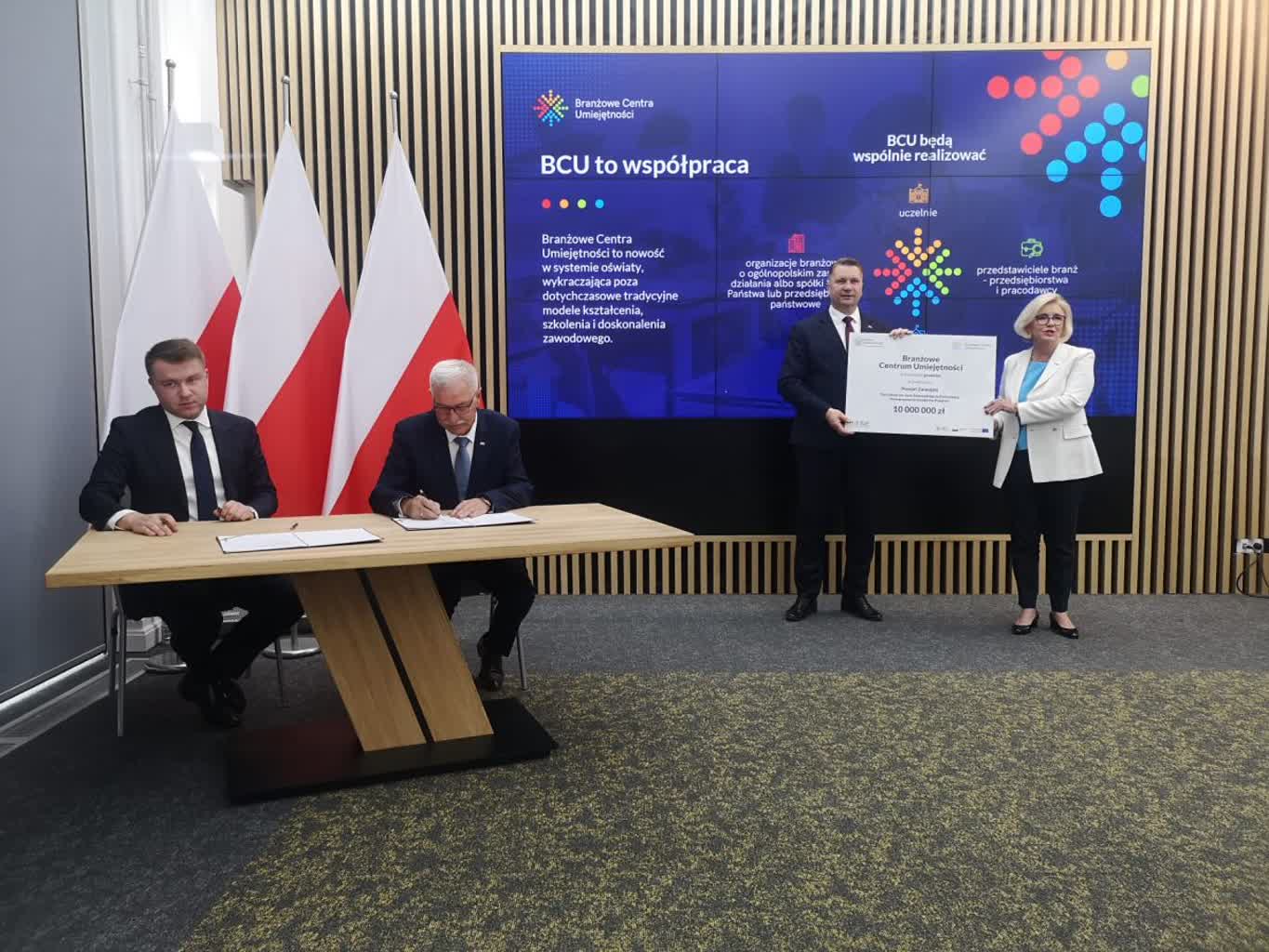 Miliony dla technikum w Zwierzyńcu. Ma powstać branżowe centrum 2 19897b.jpg