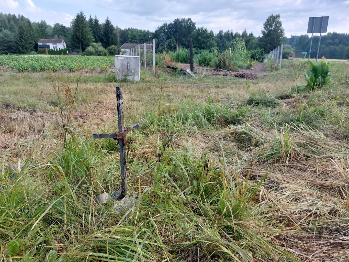 Wypadkowe skrzyżowanie. Mieszkańcy apelują o poprawę bezpieczeństwa 2 20230714_082640.jpg