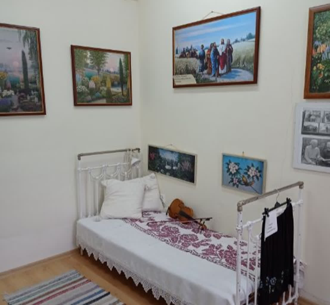 Mieszkańcy Dąbrowicy Małej uczcili pamięć Bazylego Albiczuka 2 2527359690426750581.jpg