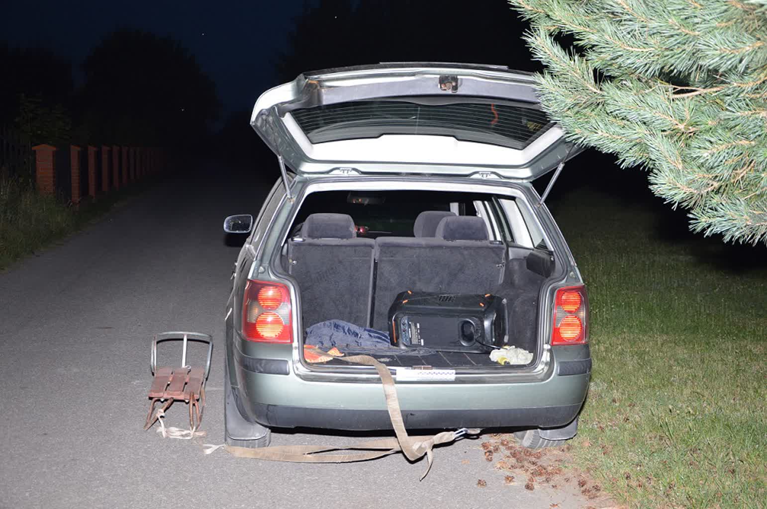 Wakacyjny kulig zakończony wypadkiem 2 343-224967.jpg