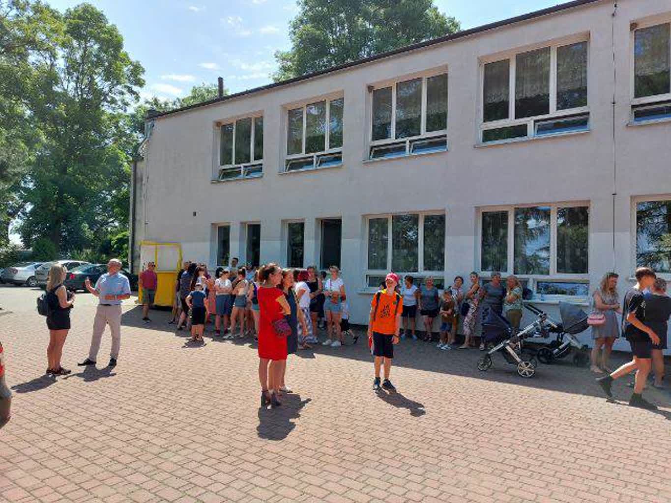 Podstawówkę pod Nałęczowem czeka reorganizacja? 2 361946010_1416498865591428_6543207122258351604_n.jpg