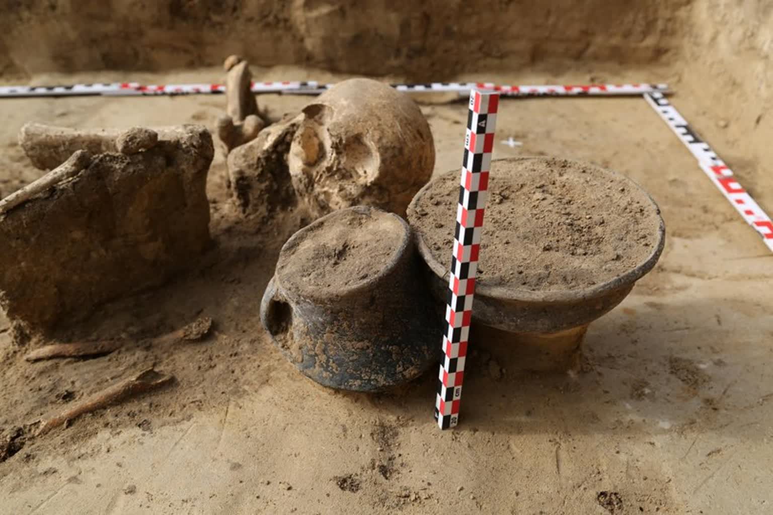 Kolejne badania kurhanu w Ślipczu 2 362223798_602637348649945_7583125749577965831_n.jpg