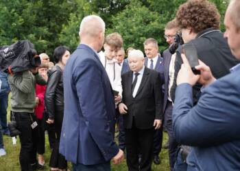 photostudio 1690459858694 2023 07 27 143713