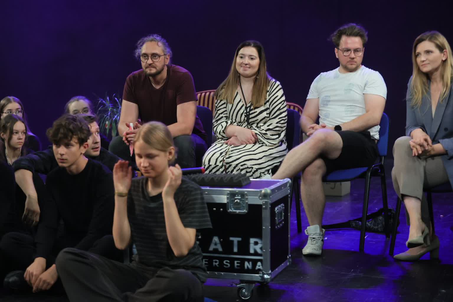 Wokół tematu strachu. Młodzież na scenie Teatru Andersena 2 pm_STRASZY-050723-021.jpg