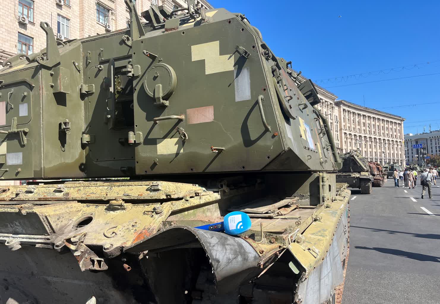 Ukraina świętuje Dzień Niepodległości. Zniszczony rosyjski sprzęt w centrum Kijowa 3 002.jpeg