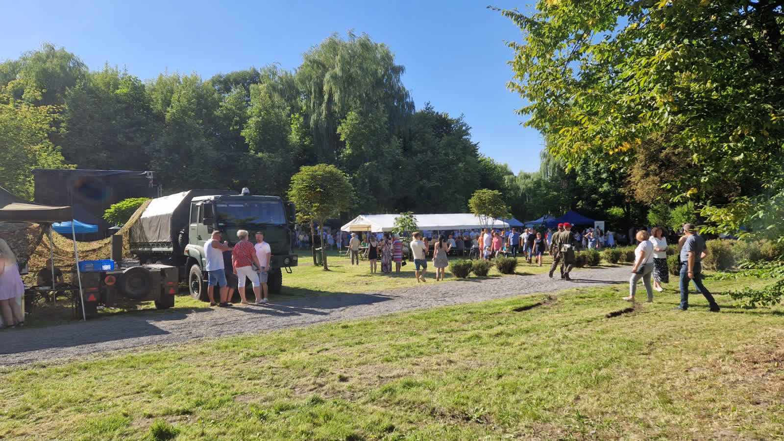 Pokazy sprzętu, gry czy quizy. Piknik wojskowy w Bychawie 3 20230815_160617.jpg