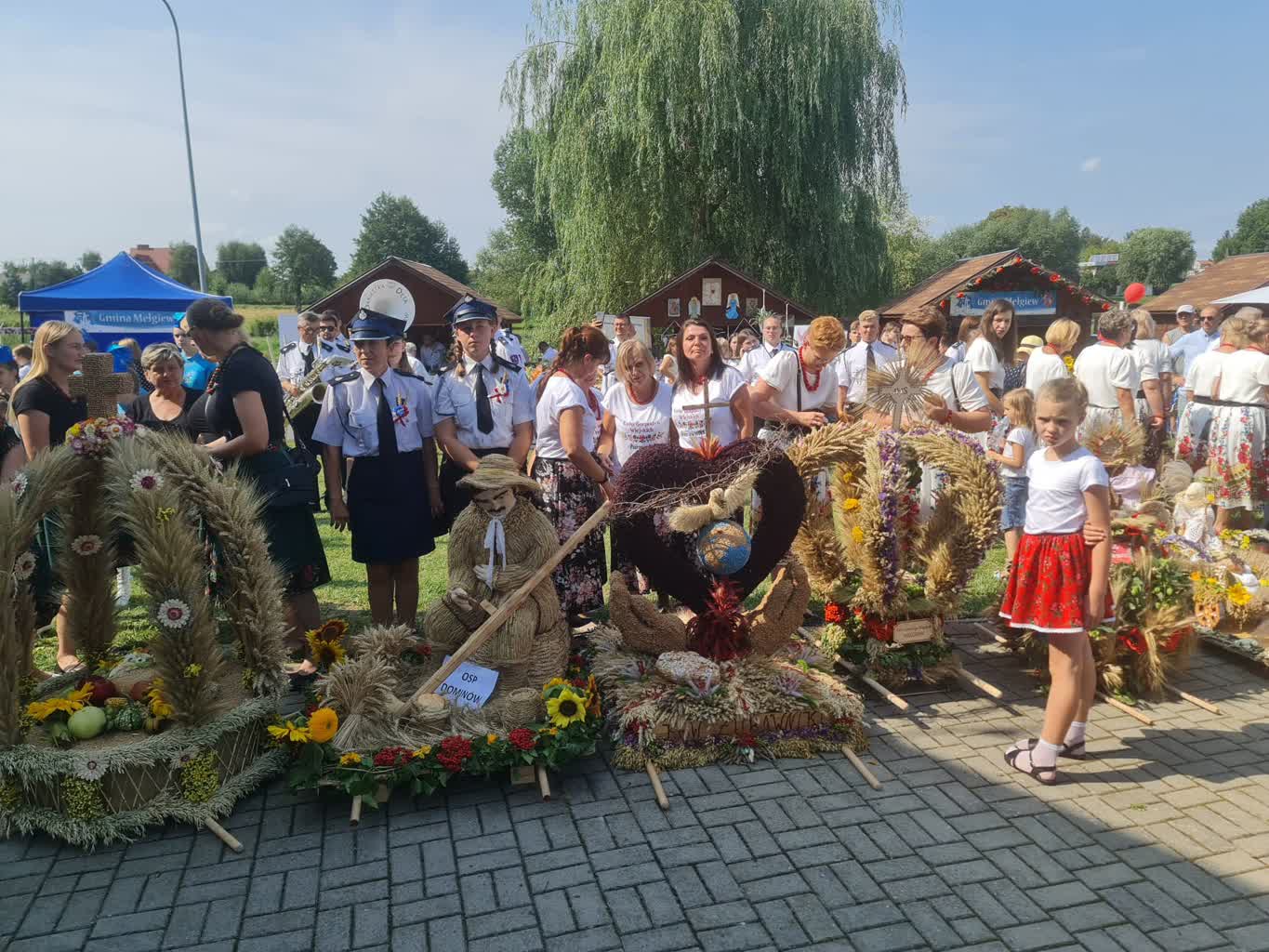 Artur Soboń: Dożynki budują lokalną tożsamość 2 369599127_711706540769082_1708541841700569726_n.jpg