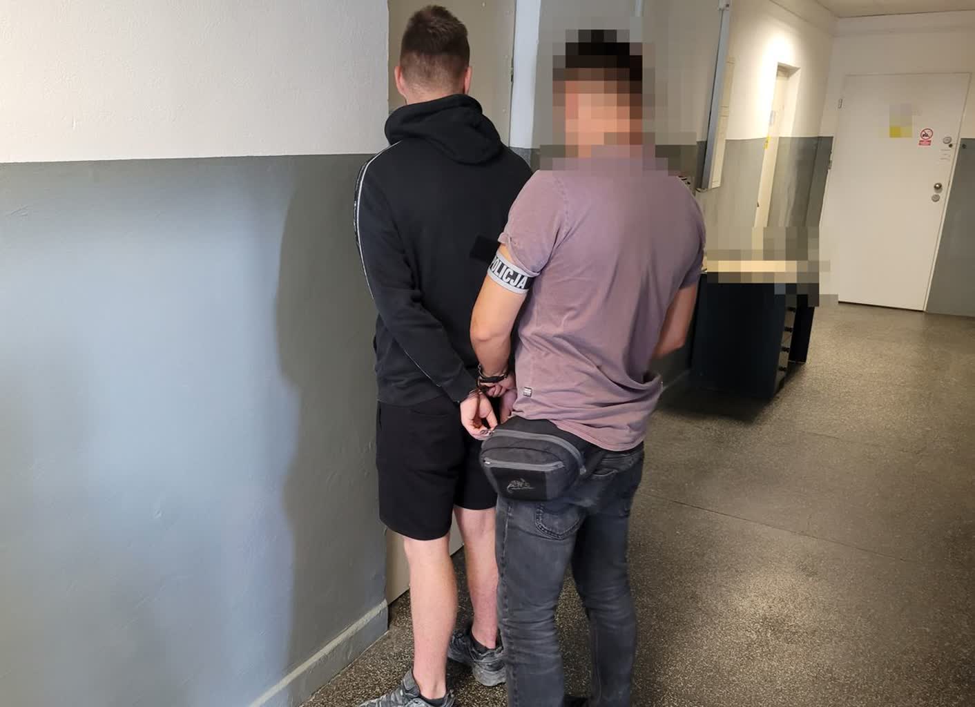 Bili we trzech. Napadnięty w szpitalu, sprawcy z zarzutami 2 68-226679_g.jpg