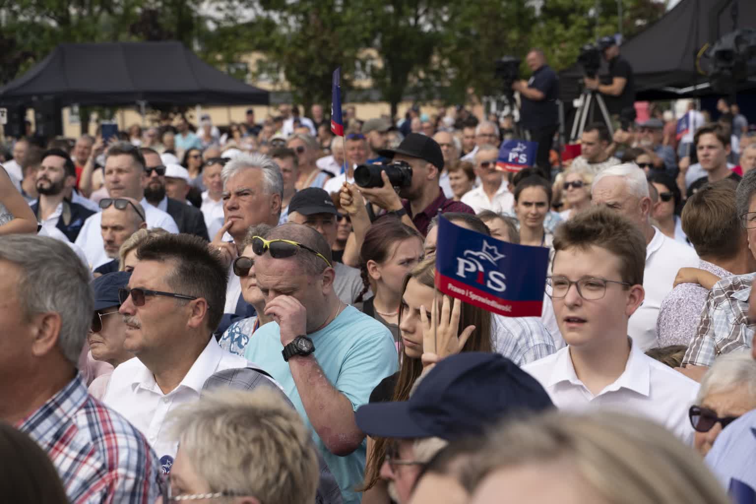 Piknik „Z miłości do Polski”: mieszkańcy zgłaszali swoje propozycje do programu PiS 3 DSC05755.jpg
