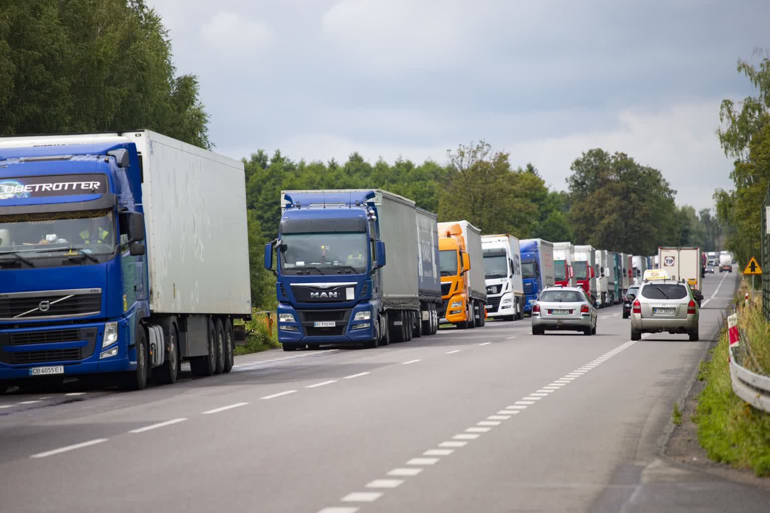Dorohusk: ponad 400 TIR-ów czeka na wyjazd z Polski 2 IMG_5036.jpg