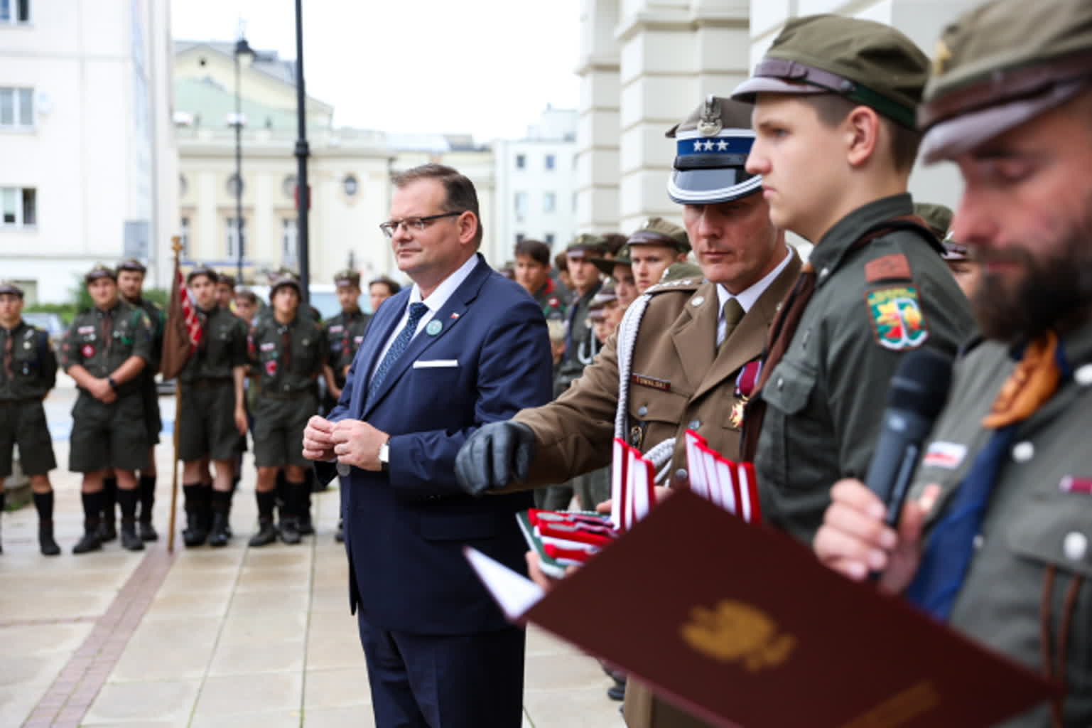 Wręczono medale "Pro Patria" członkom ZHR. Wśród odznaczonych podharcmistrz z regionu 2 net-23801244.jpg