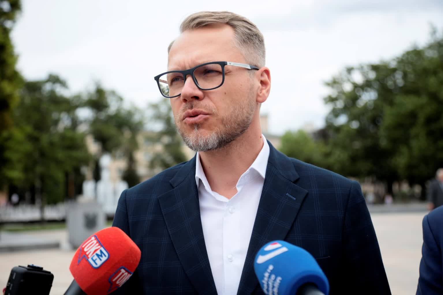 Politycy PO chcą wspierać Polki i polskie rodziny 2 pm_PO-010823-006.jpg