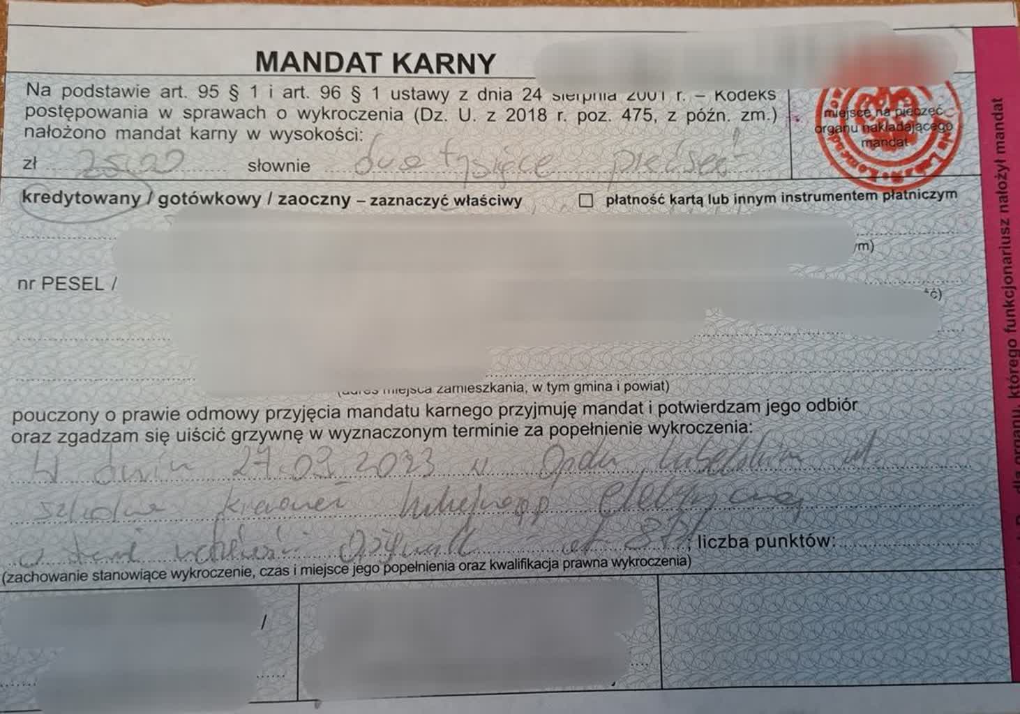 Nietrzeźwy wybrał się na przejażdżkę hulajnogą. Teraz jego portfel schudnie 2 353-228497.jpg