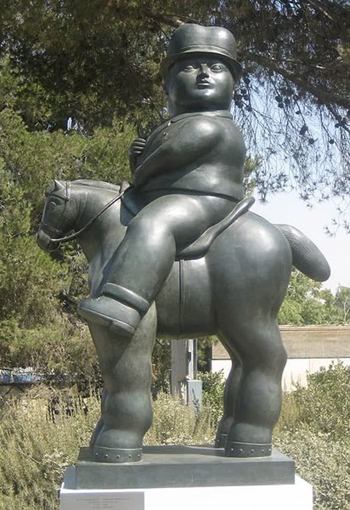 412px-'Man_on_Horse',_bronze_sculpture_by_Fernando_Botero_(Colombian),_1992,_Israel_Museum,_Jerusalem,_Israel.jpg