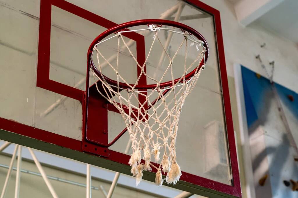 basketball hoop 5086123 1280 2023 09 06 192124