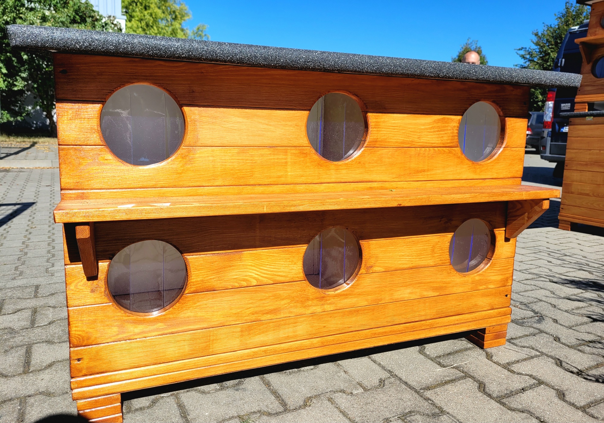 Lublin dba o zwierzęta. Nowe domki dla kotów wolno żyjących 2 Domki dla kotów wolno żyjących (2).jpg