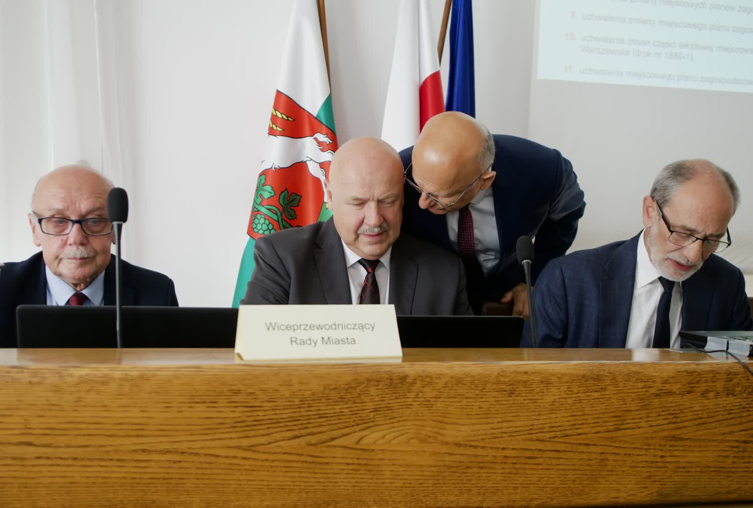 Lubelscy radni przyjęli uchwałę ws. polityki edukacyjnej Przemysława Czarnka 2 P9071568.jpeg