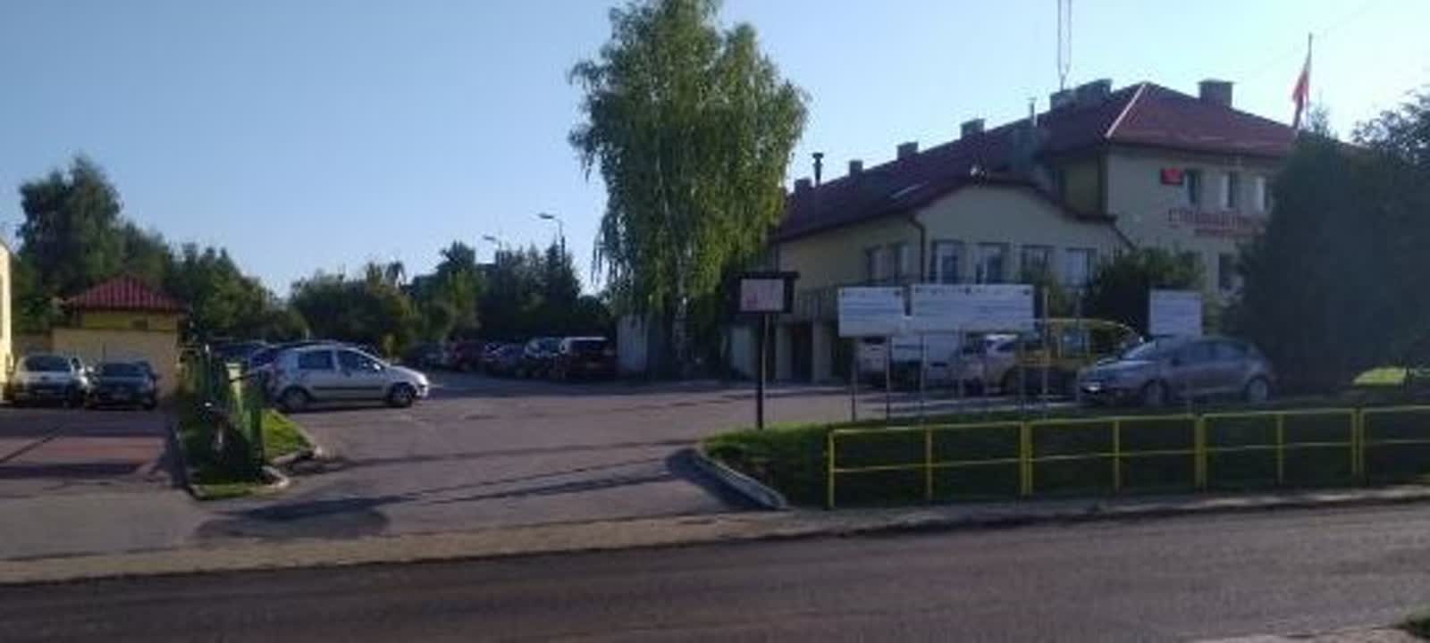 W Strzyżewicach kręcą nowy serial. Utrudnienia dla kierowców 2 parking.jpg