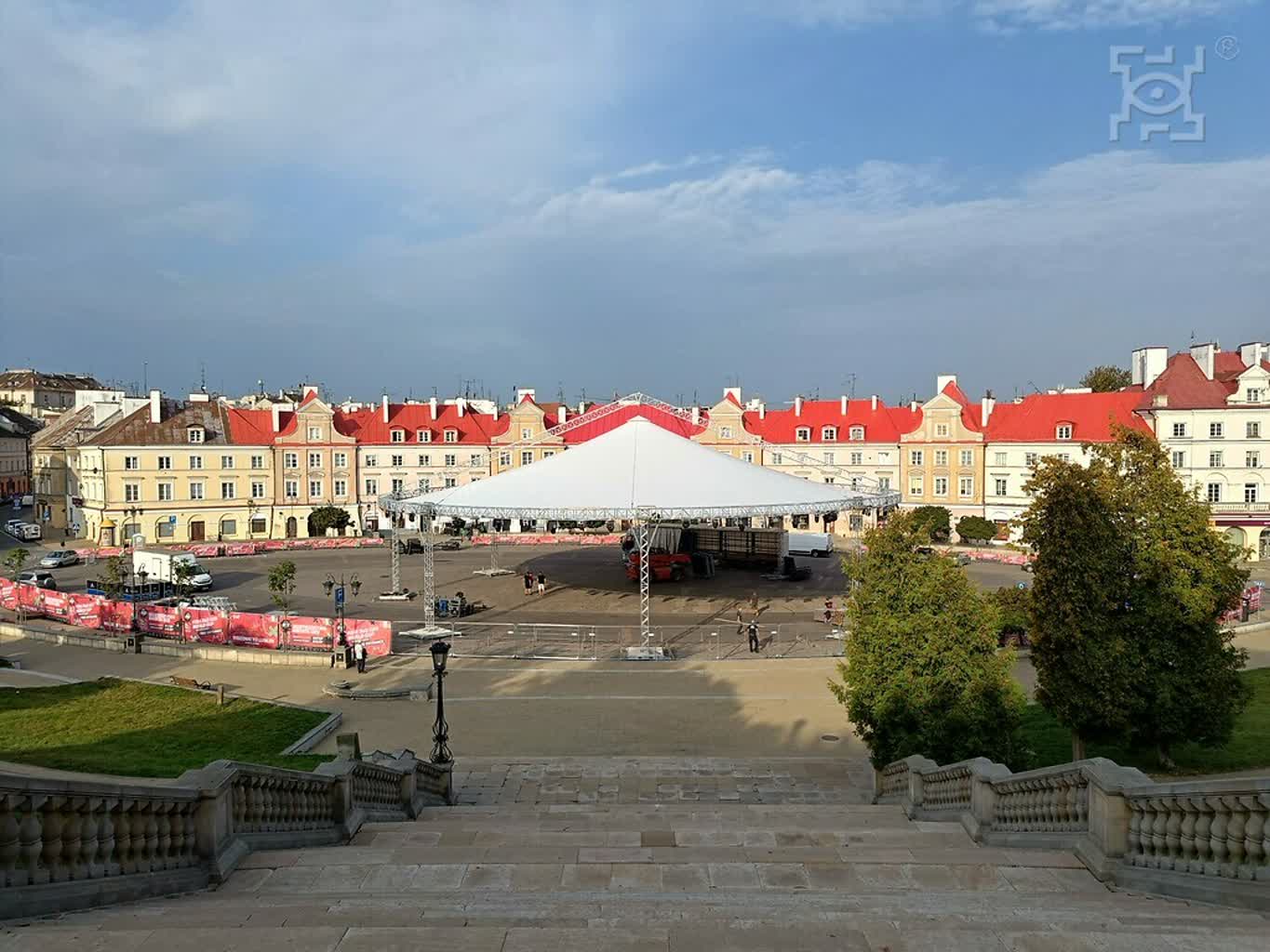 Rywalizacja koszykarzy na placu Zamkowym 2 plac_zamkowy_budowa_infrastruktury_1_foto__miasto_lublin,klOWfqWibGpC785HlXs.jpg