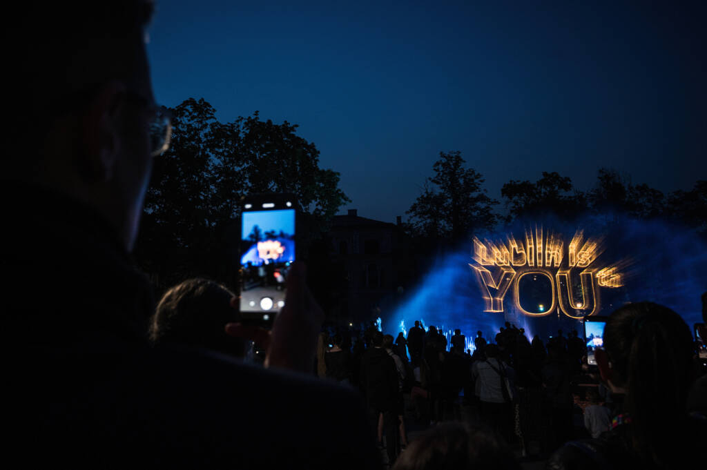 pokazy na fontannie multimedialnej fot. miasto lublin 2023 09 01 200824